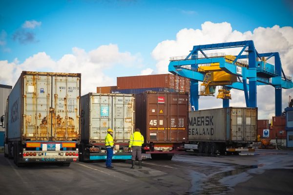 container-geaddca077_1920